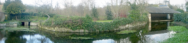 Pano_Lavoir_Auzet_cropped_1.jpg