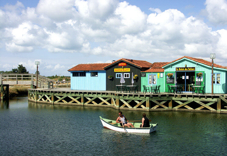 cabanebarque1.jpg