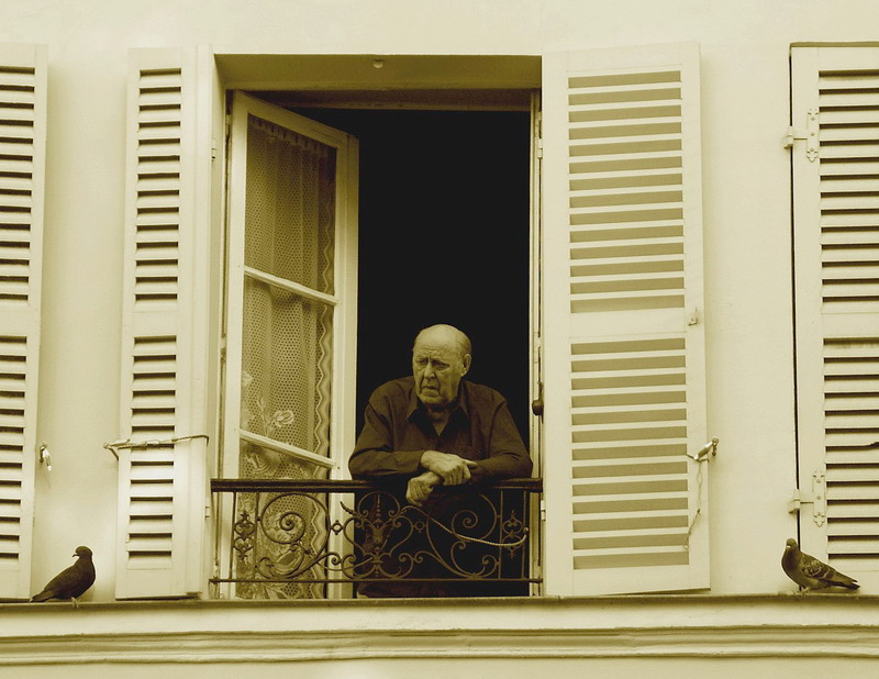 homme_et_pigeons.jpg