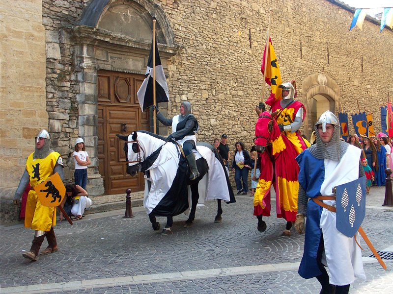 cremieu1.jpg