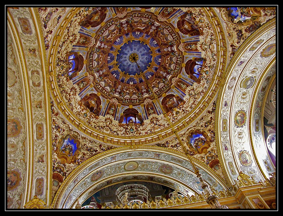 129_Istanbul_Palais_de_Dolmabahce.jpg