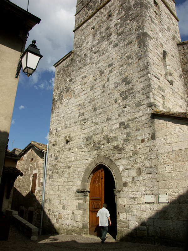 2004_08_Castelnau_de_Montmiral_006.jpg