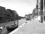 Canal_banal_BW.jpg